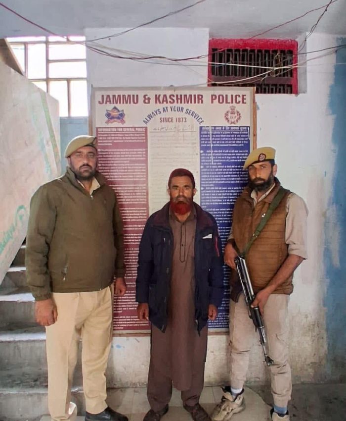 Man Held for Posing as Yatra Official in Sonamarg