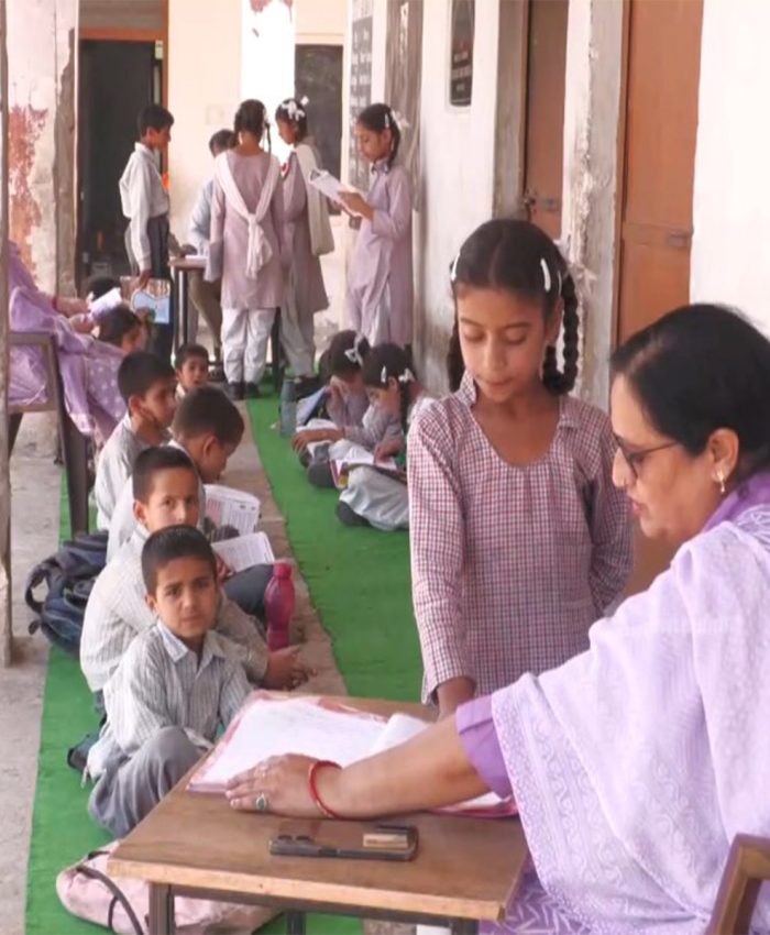 Students face safety crisis as govt middle school in Manglian develops cracks