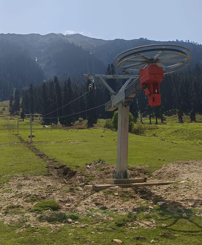 Doodhpathri Gets First-Ever Drag Lift to Boost Winter Tourism