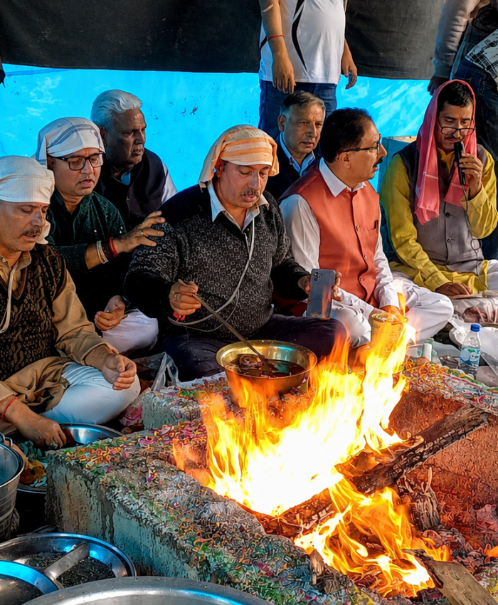 Kashmiri Pandits Hold Hawan in Handwara After 36 Years