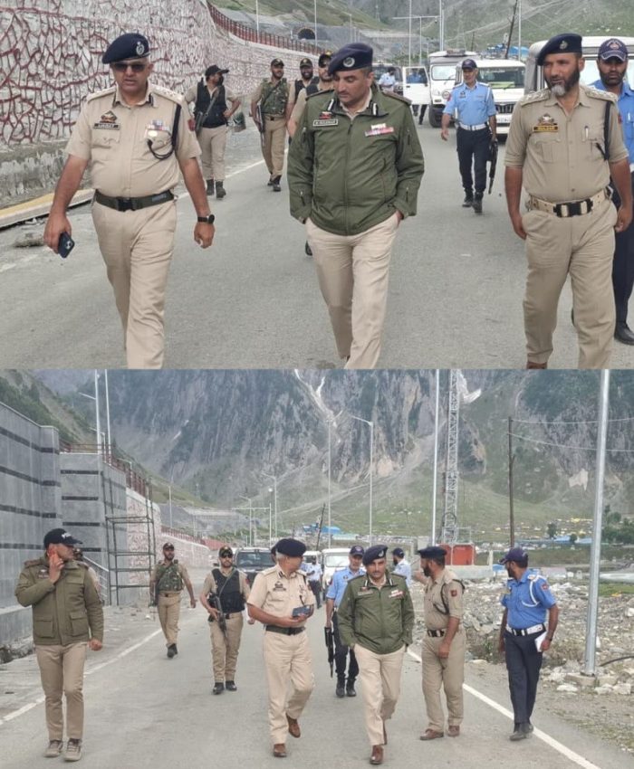 IGP Traffic Reviews Baltal Route Preparedness for Amarnath Yatra
