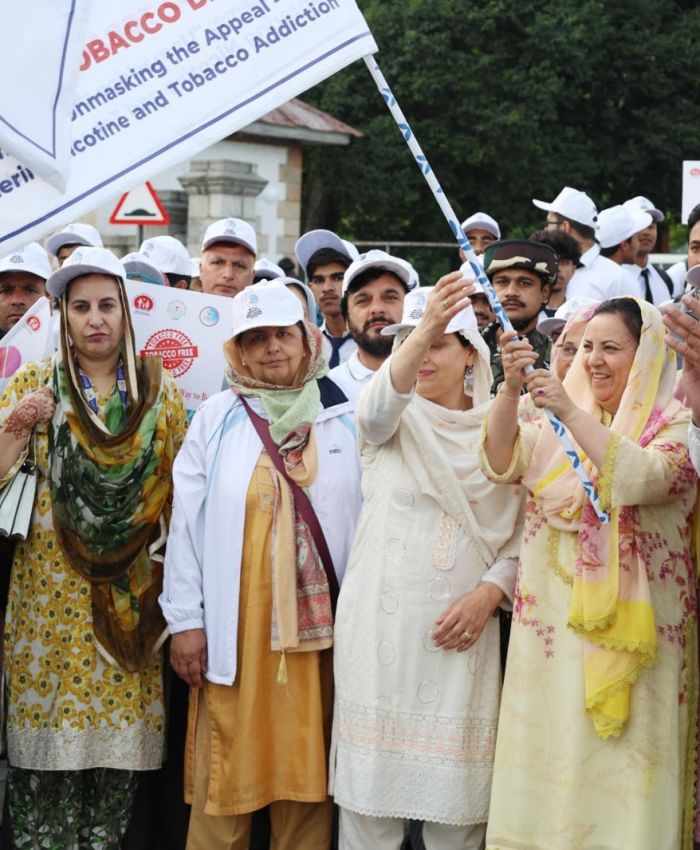 Sakeena Itoo Flags Off Anti-Tobacco Walkathon in Srinagar