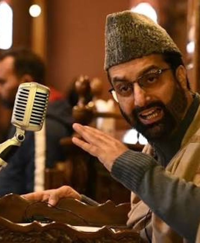 “Mirwaiz Umar Farooq Demands Transparent Probe Into Budgam Girl’s Death Case