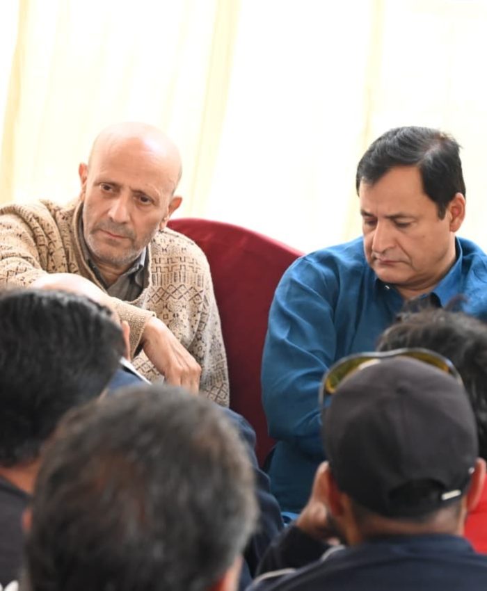 Javid Dar Condoles Er Rashid’s Father’s Demise