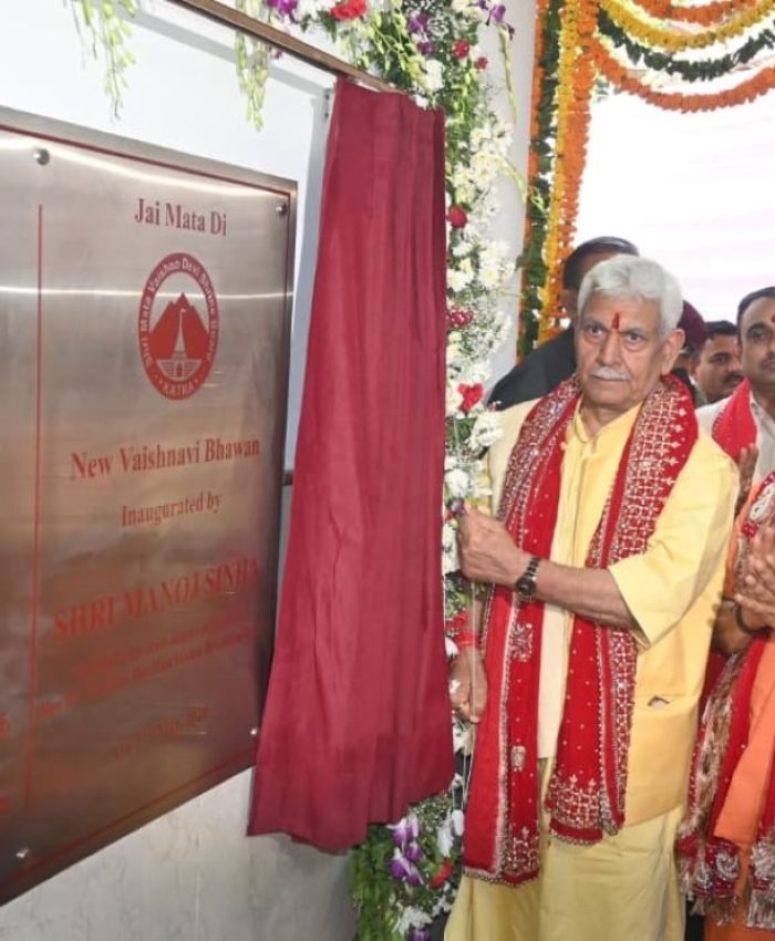 LG inaugurates Vaishno Devi helipad, dedicates new Bhawan at SMVD shrine