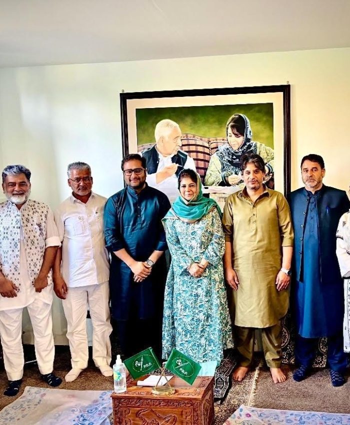 PDP Leaders Visit Khimber to Greet Mehbooba on Eid